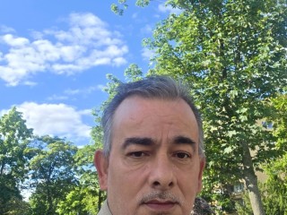 Gönlü güzel huyu güzel bir bayanla tanışmak ve evlenmek istiyorum